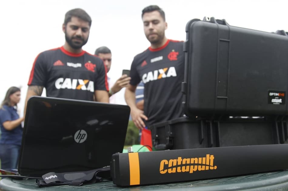 Parece até reforço! Fla apresenta inovação tecnológica: o Catapult