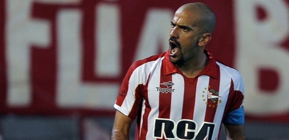 Verón treina para deixar aposentadoria pela segunda vez no Estudiantes