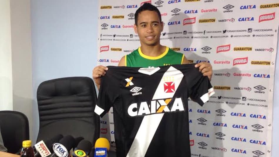 Apresentado no Vasco, Pikachu fala sobre sonho em atuar pelo clube