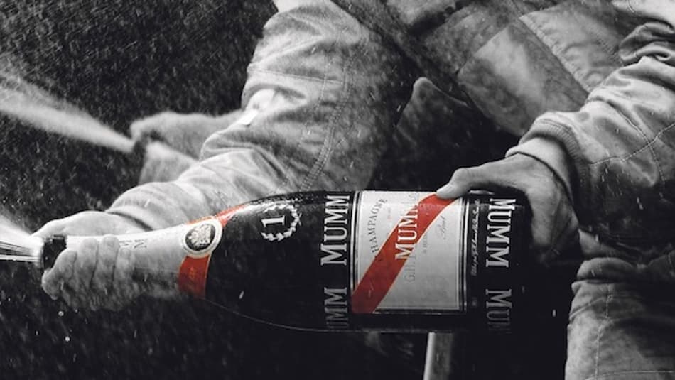 Fórmula 1 perde fornecedora de champanhe usado na cerimônia do pódio