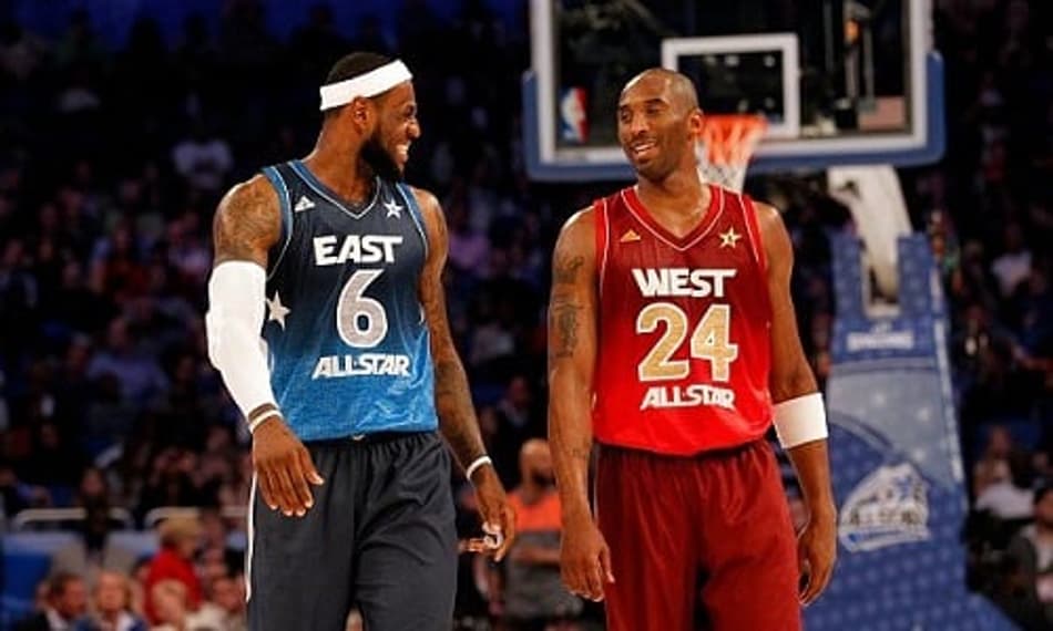 Kobe Bryant e LeBron James seguem à frente em votação para Jogo das Estrelas