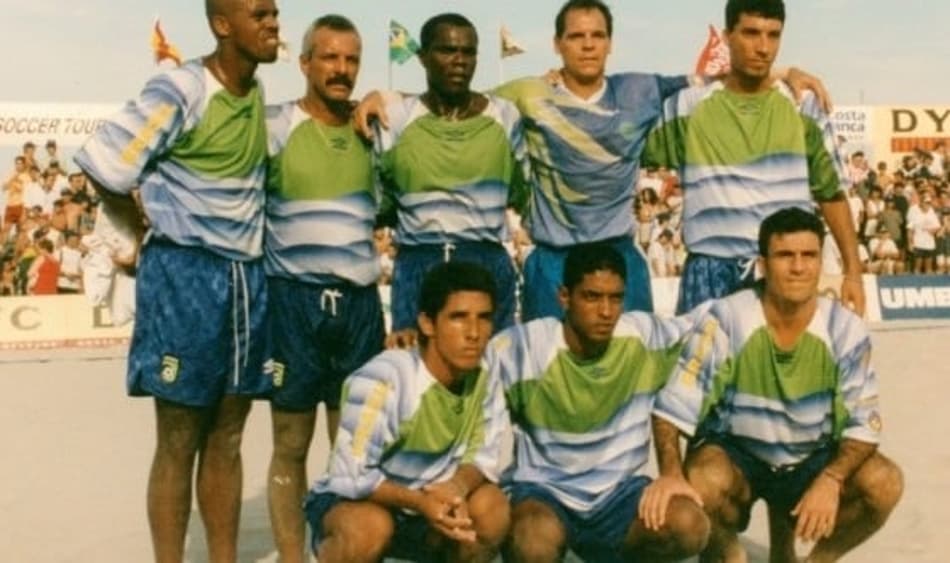 Zico, Júnior e mais estrelas do futebol se reúnem para o I Desafio Reis do Beach Soccer
