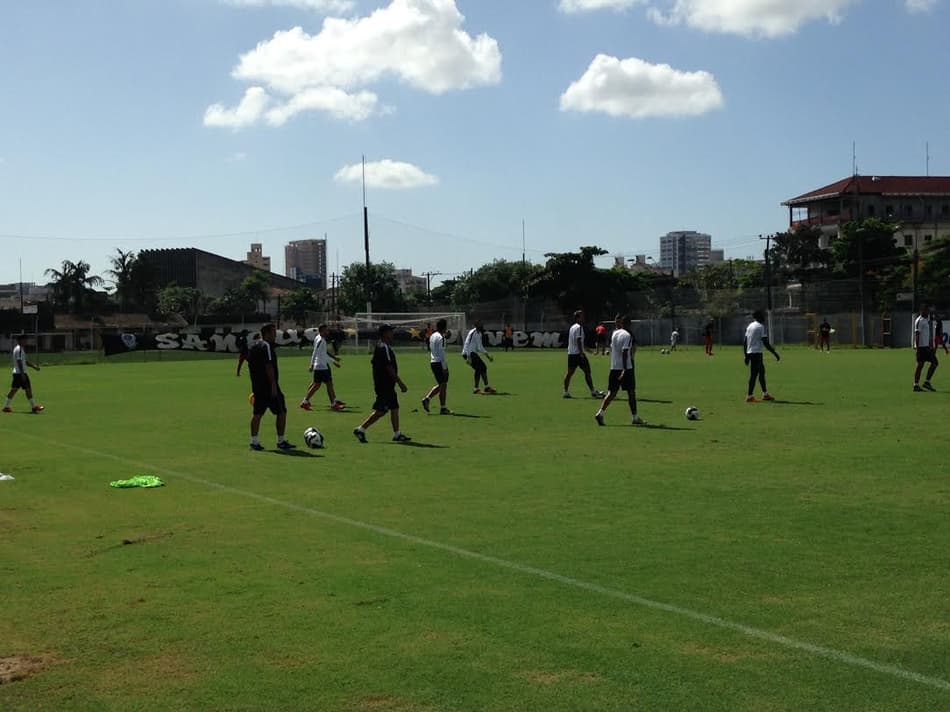 AGORA! Santos faz jogo-treino contra o Red Bull no CT Rei Pelé