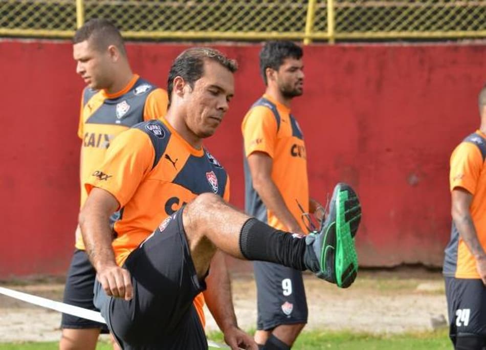 Após sete anos no Japão, Leandro Domingues acerta retorno ao Vitória