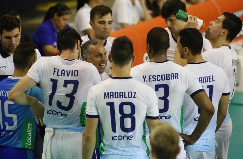 Minas Tênis Clube e Funvic/Taubaté se enfrentam nesta quarta-feira