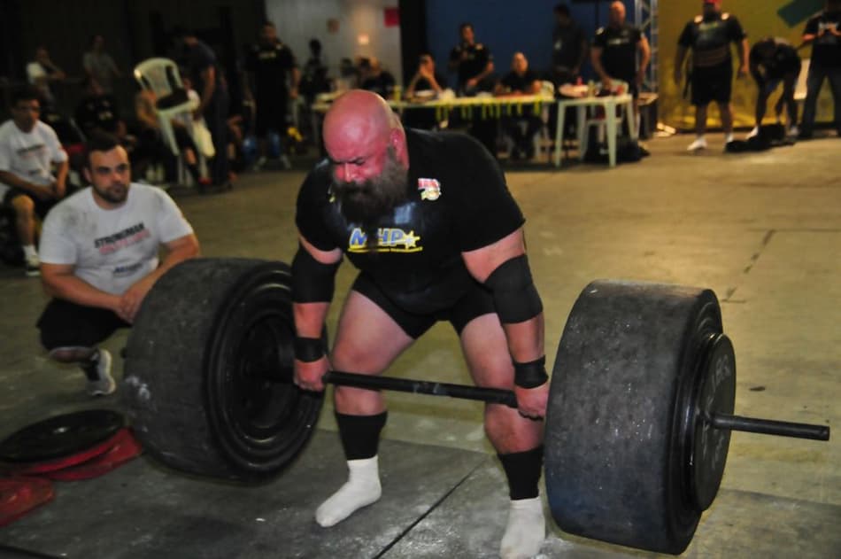 Competição de atletismo de força fecha parceria com empresa de suplementos