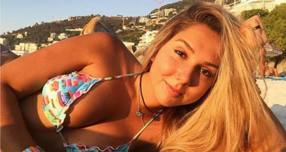 Bateu saudade? Carol Portaluppi não resiste e frequenta praias africanas