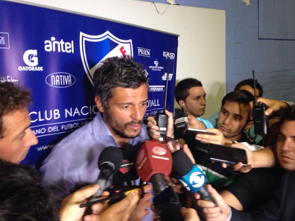 Com baixo aproveitamento, técnicos da LDU e El Nacional ficam ameaçados no cargo