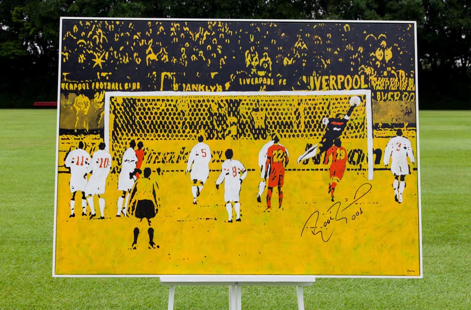 Empresa investe em produção de quadros sobre ícones do futebol brasileiro