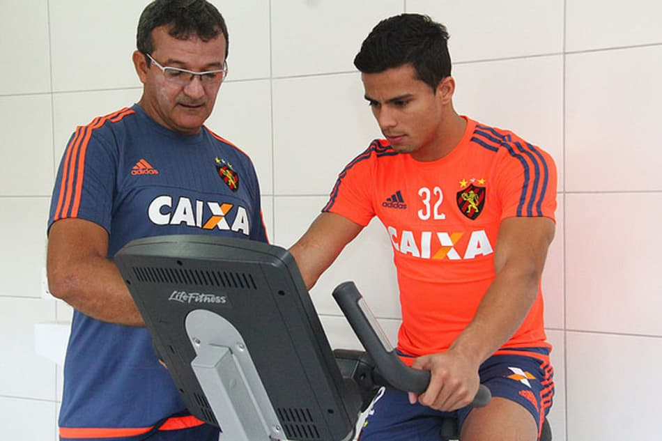 Sport oficializa sua décima contratação para a temporada