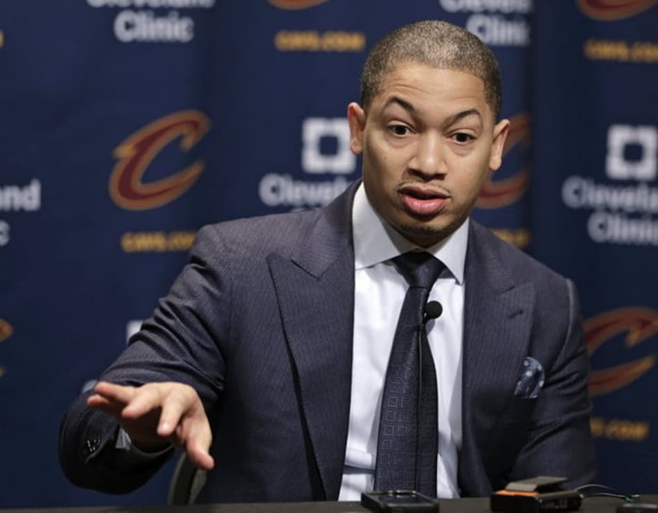 Campeão da NBA, Tyronn Lue fecha extensão de contrato com o Cleveland Cavaliers