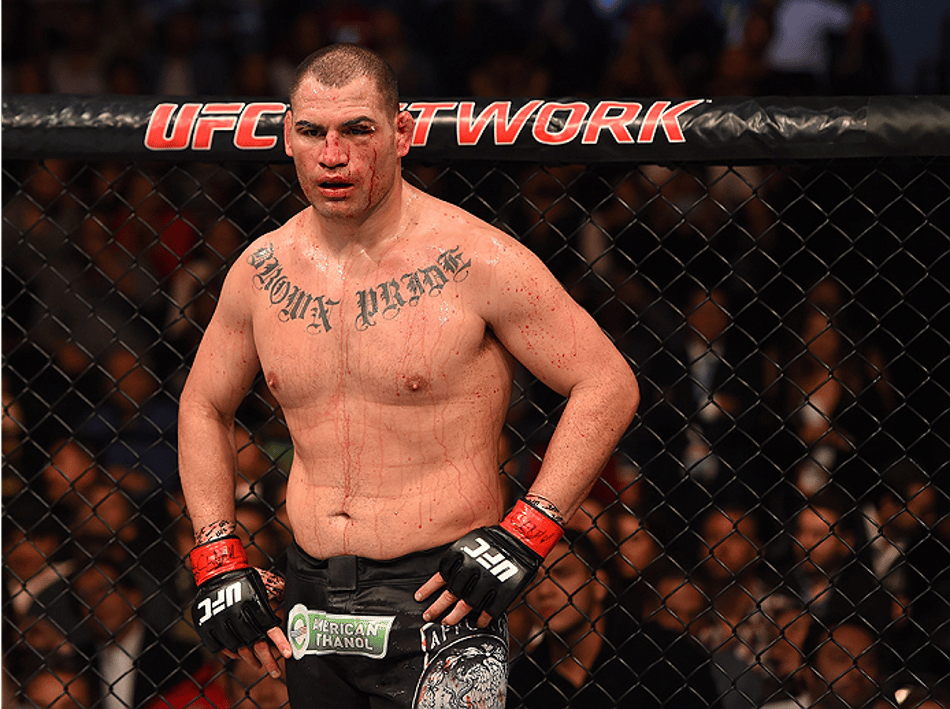 Organização planeja retorno de Cain Velásquez para o UFC 200, em julho