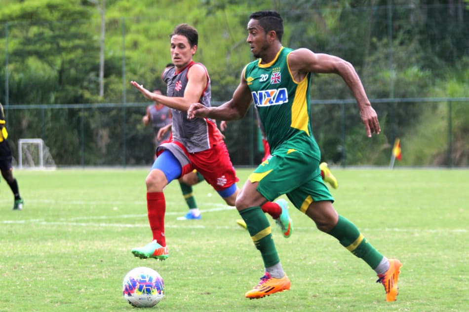 Jorge Henrique acredita que base mantida favorece Vasco no Carioca