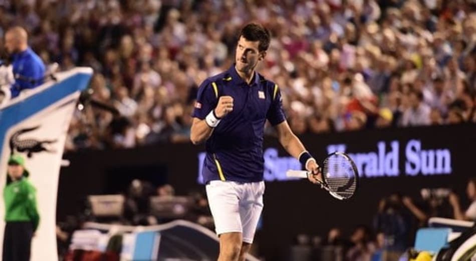 Djokovic comete 25 erros em 1 hora, mas vence fácil e está nas quartas em Dubai