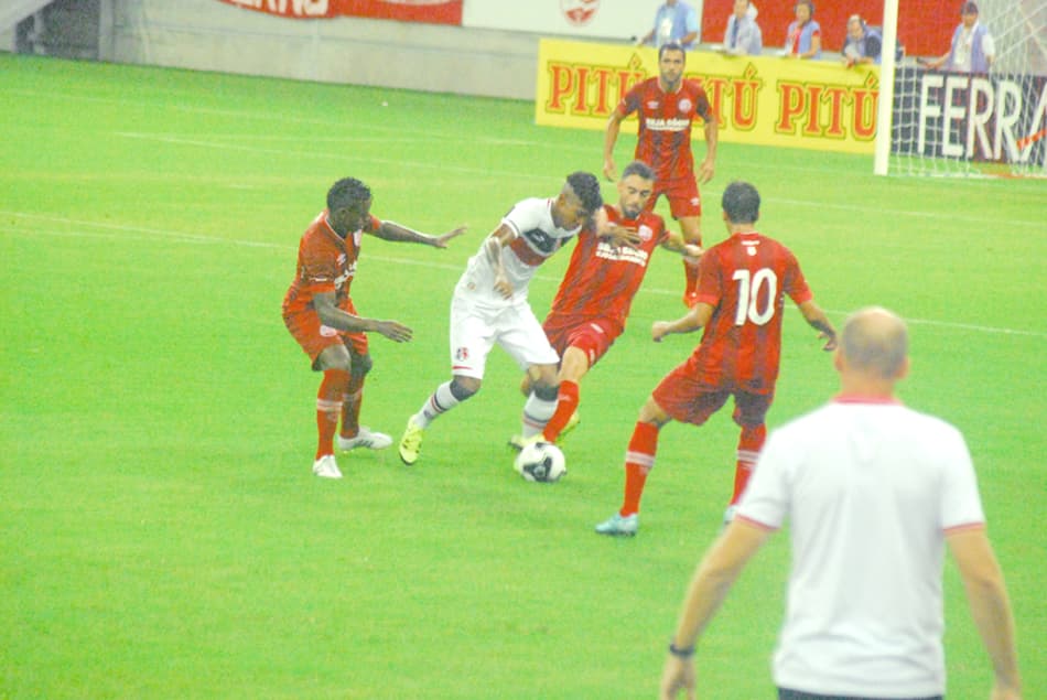 Náutico venceu o América-PE e segue 100% no Campeonato Pernambucano