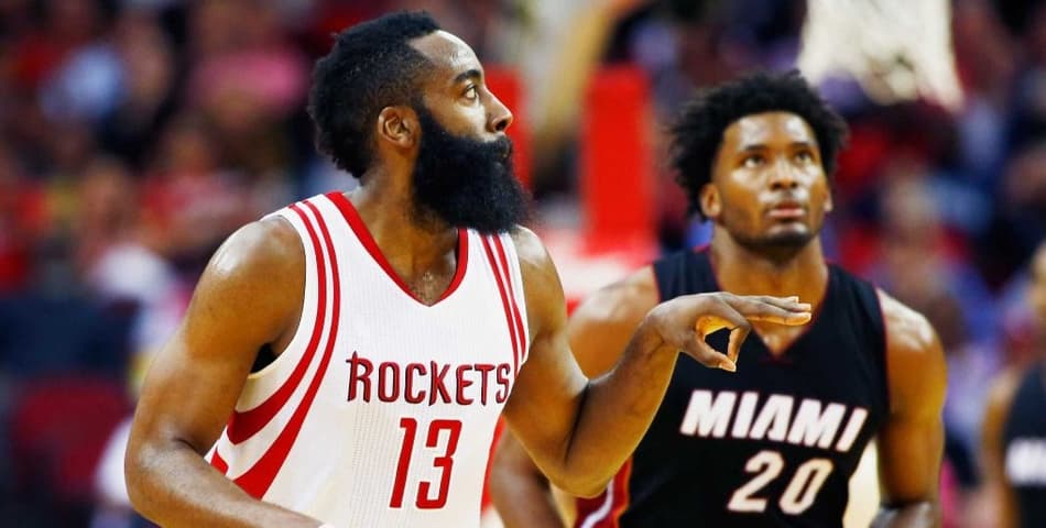 Harden iguala recorde e Rockets bate Heat