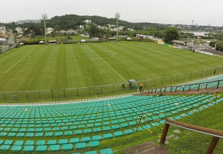 Na Série B em 2012, Atlético-PR garantiu o acesso no Eco-Estádio