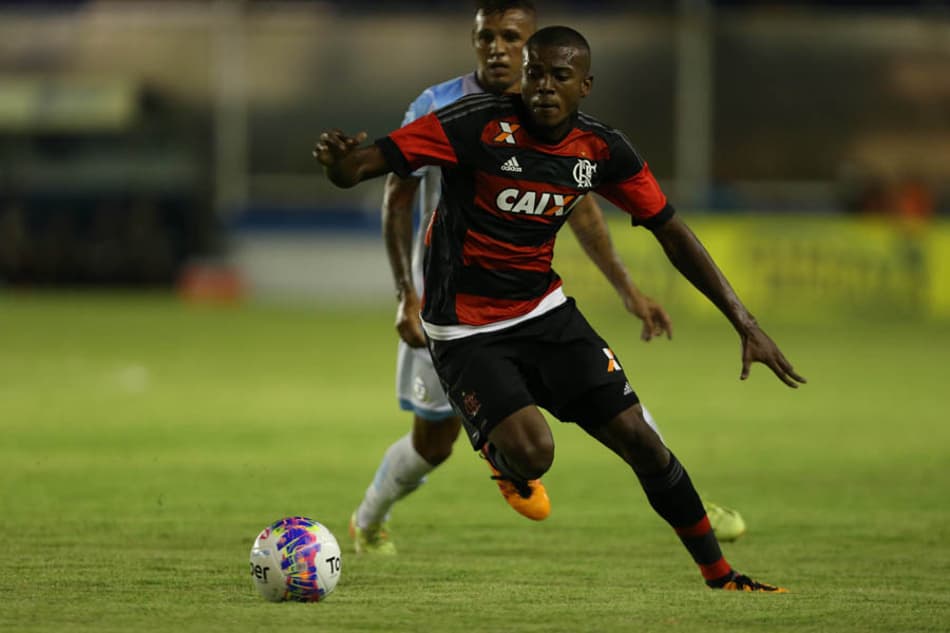 SIGA! Flamengo encara o Macaé de olho na primeira vitória no Carioca