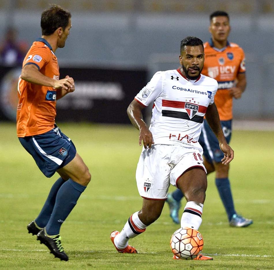 AO VIVO! São Paulo mede forças contra o César Vallejo na Libertadores