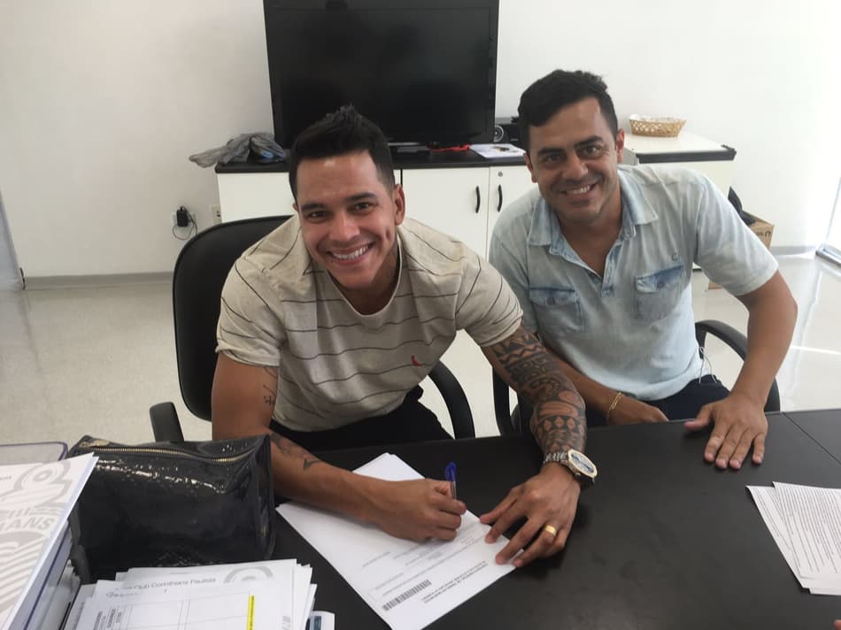 AO VIVO! Timão treina e apresenta novo reforço para temporada