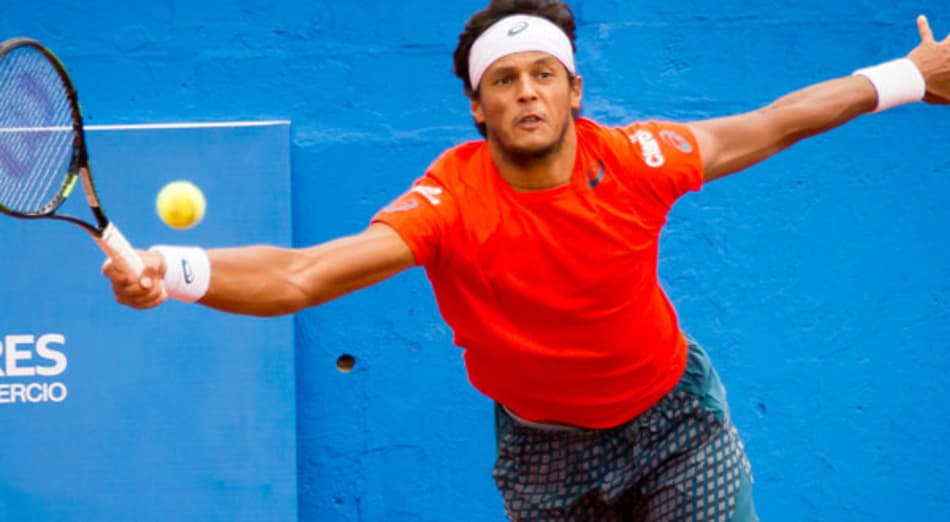 Feijão começa na frente, mas é eliminado por 22º do mundo no ATP de Quito