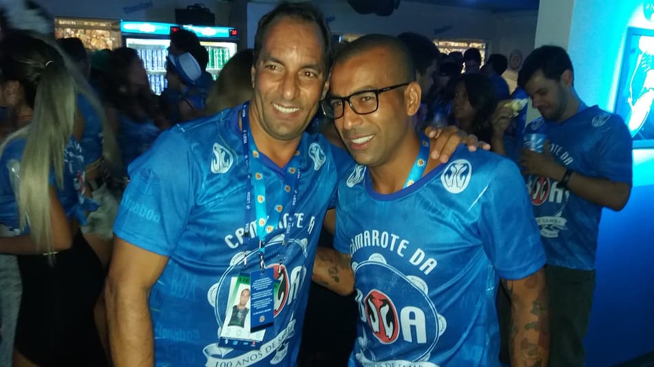 TEMPO REAL! Acompanhe tudo sobre a folia dos boleiros neste Carnaval
