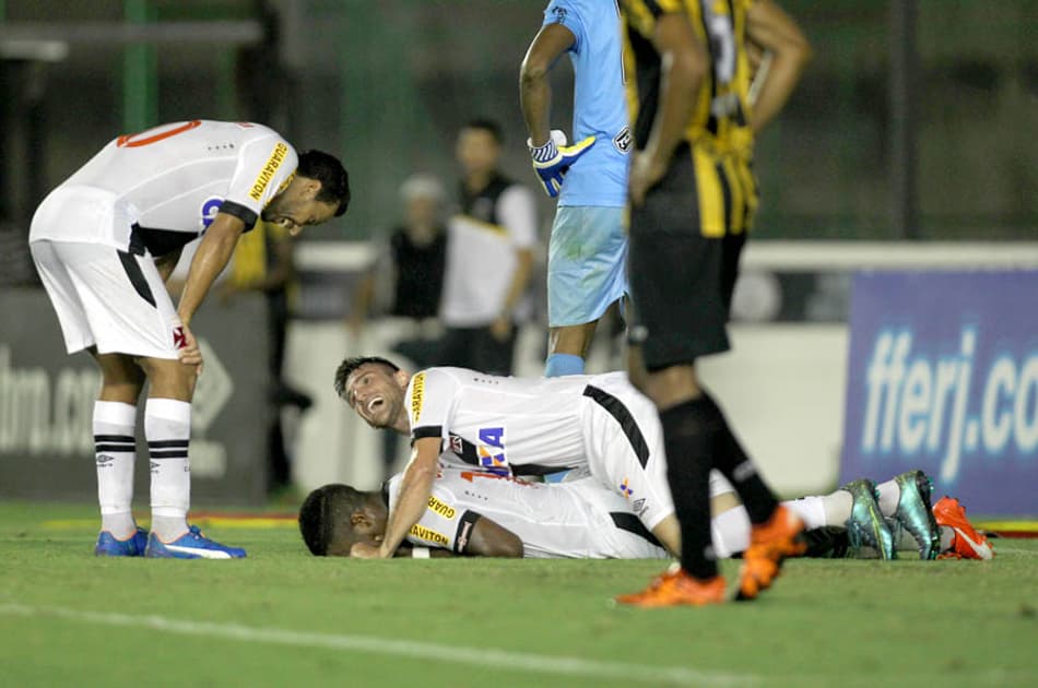 Blog do Garone: O rosto escondido