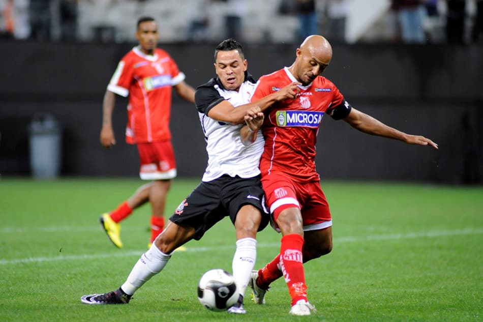 Super-Raio X: Ferroviária x Corinthians: Duelo do melhor ataque contra a melhor defesa