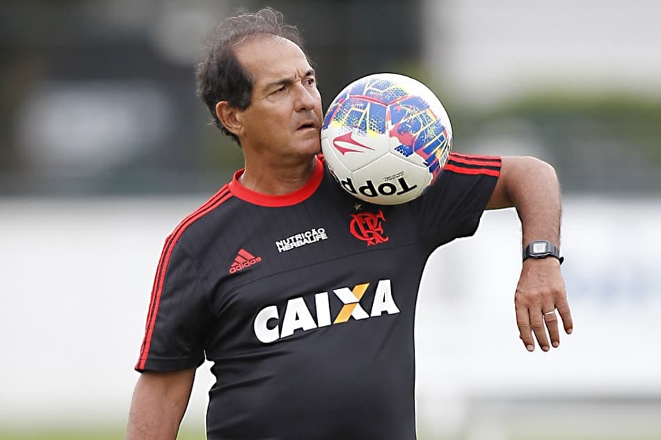 SIGA! Acompanhe o climão do duelo entra Flamengo x América-MG
