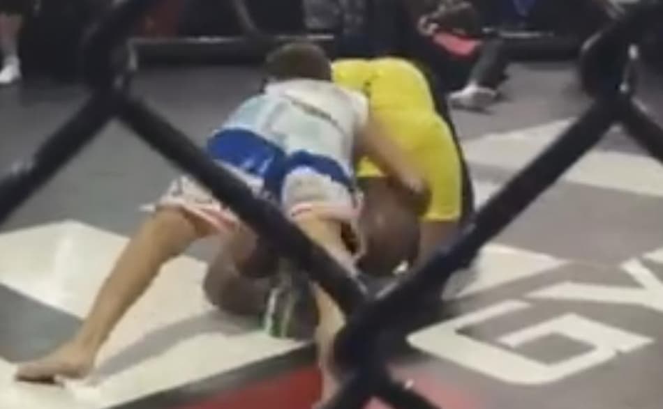 Anderson Silva é ‘finalizado’ por garoto em evento do UFC. Confira!