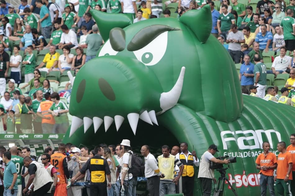 Palmeiras abre venda de ingressos para clássico com problemas