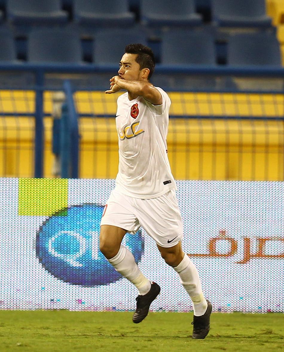 Rodrigo Tabata, brasileiro que defende o Al Rayyan, do Qatar