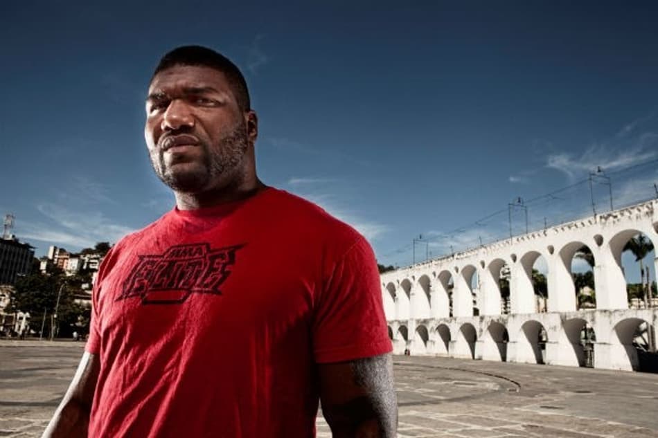 Quinton Rampage retorna ao Bellator contra medalhista olímpico