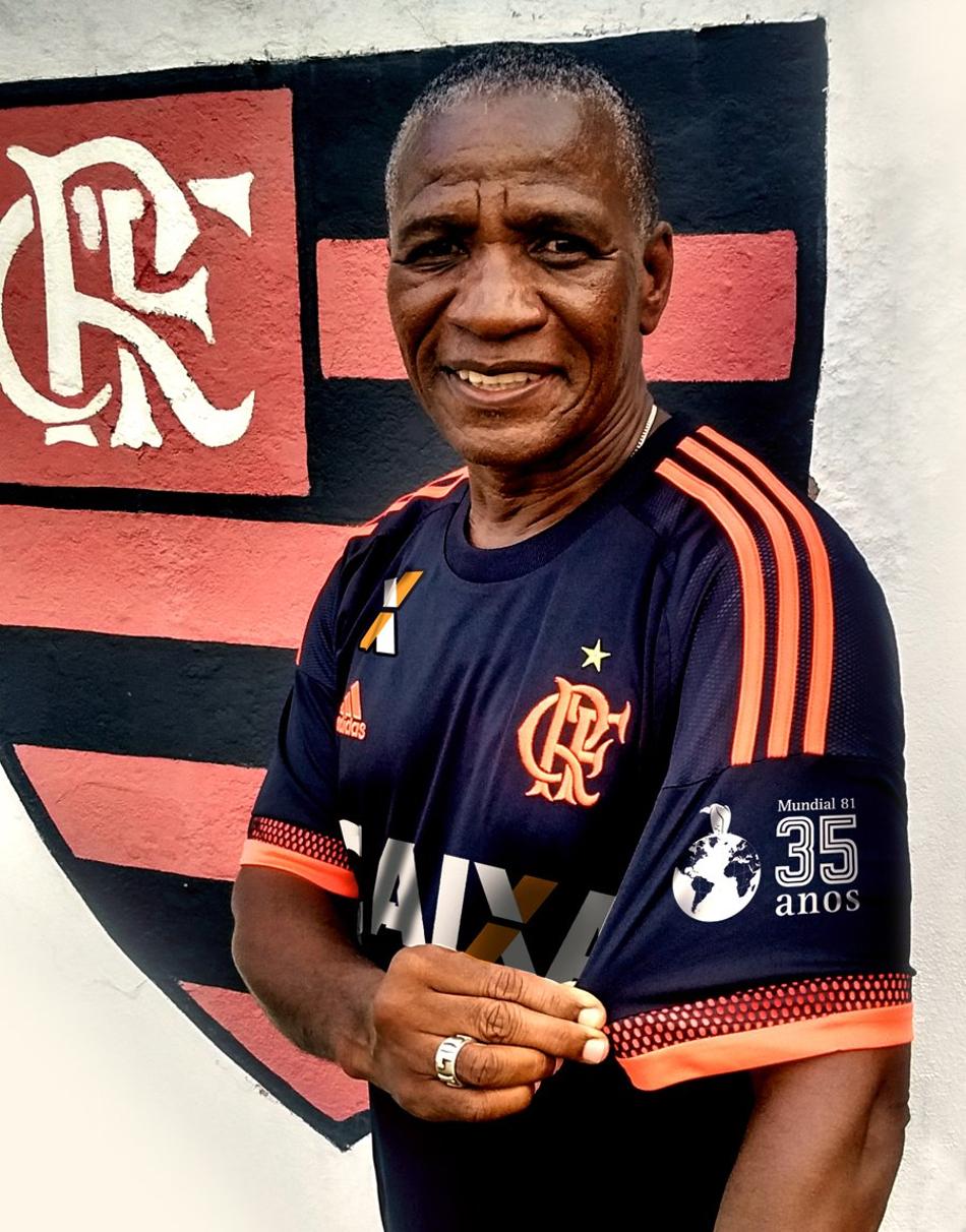 Camisa comemorativa pelo aniversário de 35 anos da conquista do Mundial de Clubes