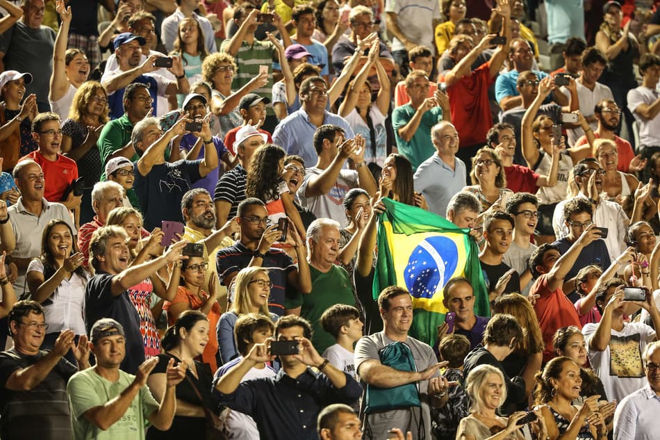 Cambistas vendem ingressos para o Aberto do Rio pelo triplo do preço
