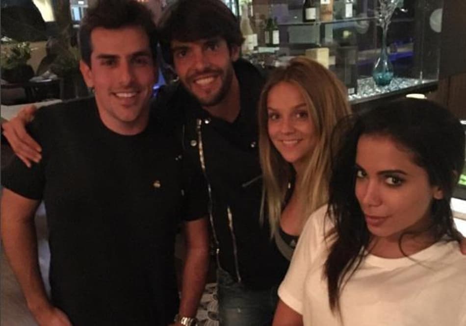 Fora de Campo! Kaká encontra Anitta nos Estados Unidos