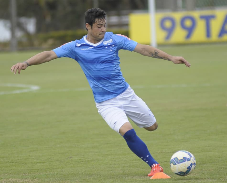 Vinícius Araújo tem empréstimo confirmado para o Sport