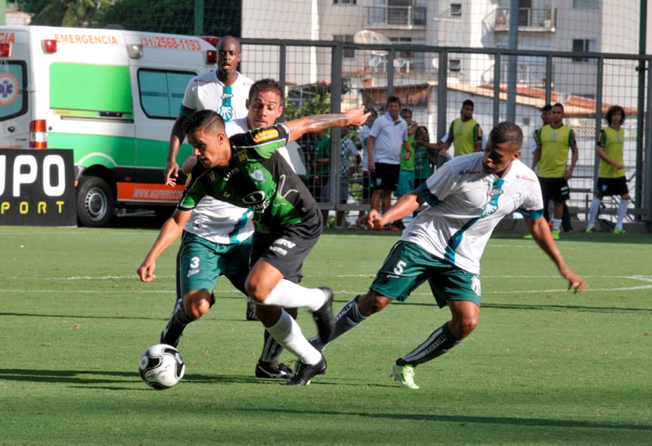 América-MG derrota vice-campeã estadual e sobe para o topo da tabela