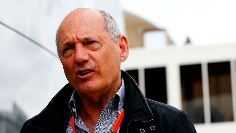 Ron Dennis crê que uma ou duas equipes podem fechar neste ano