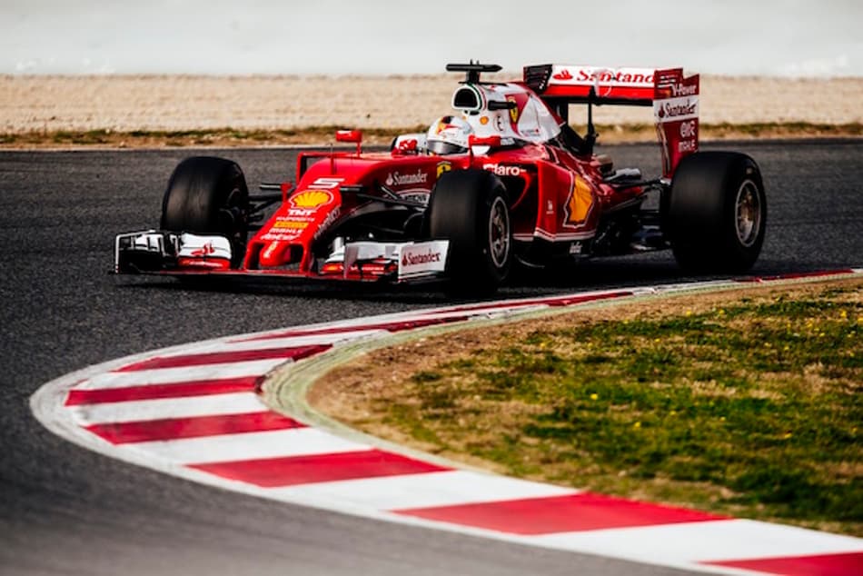 Dia 1 – Barcelona: Vettel 'bate' Hamilton em Barcelona pela manhã