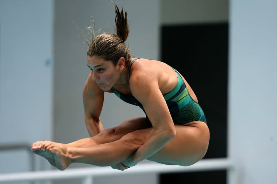 Juliana Veloso ensaia despedida olímpica