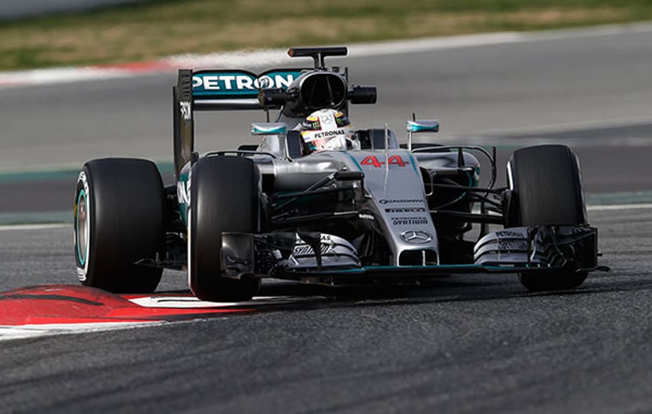 Mercedes deve aproveitar testes para experimentar peças “incomuns”