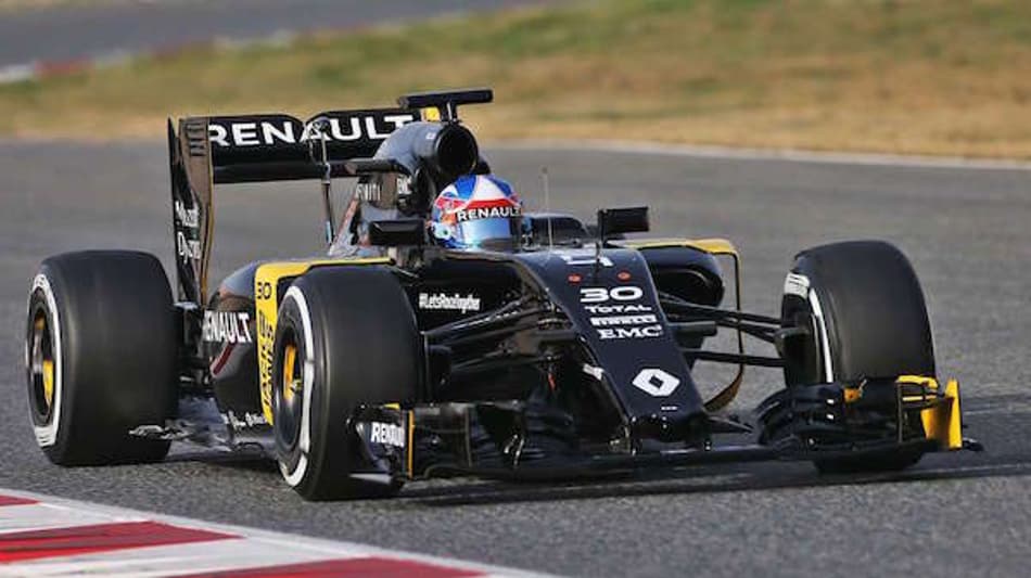 Renault encerra segundo dia de testes mais cedo