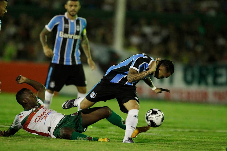 Grêmio perde para São Paulo-RS em jogo bastante movimentado