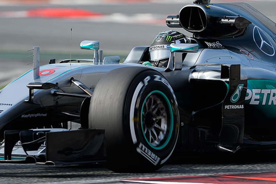 Rosberg elogia novas peças testadas pela Mercedes