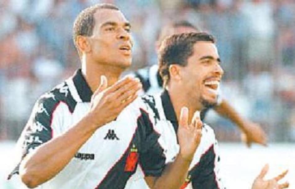 Clóvis, Donizete, Conca… Relembre outros jogadores que estrearam pelo Vasco com gol