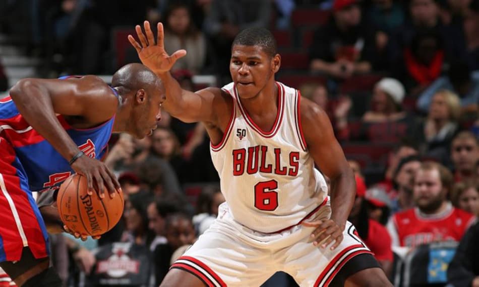 Felício é convocado para a vaga de Anderson Varejão