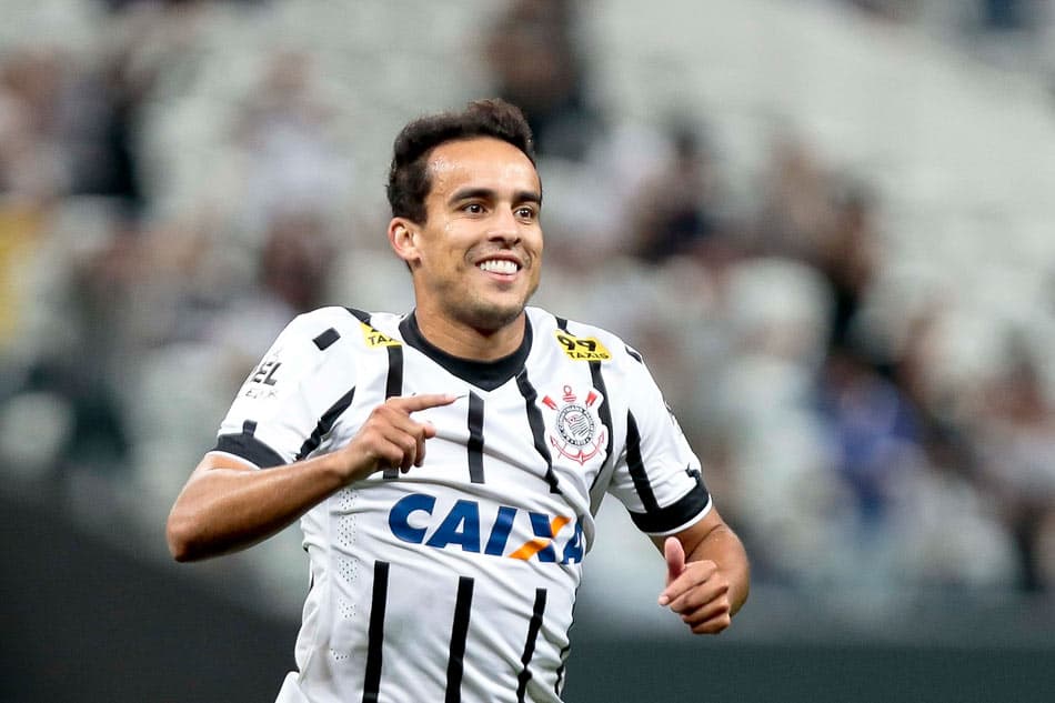 De volta? Relembre os números de Jadson em sua passagem pelo Corinthians
