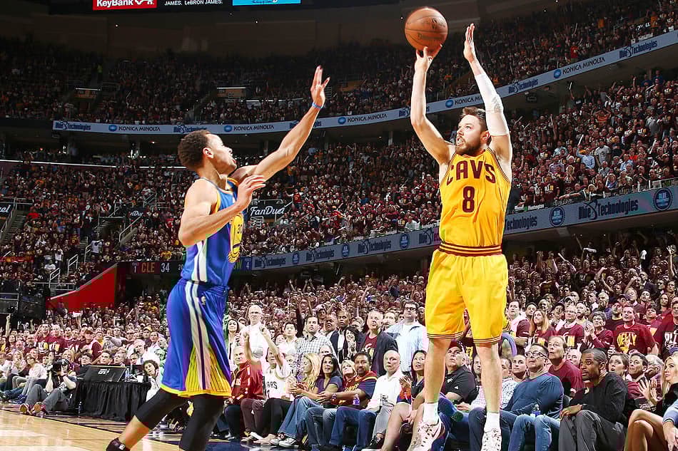 Desgaste físico do Warriors pode pesar a favor do Cavs na final