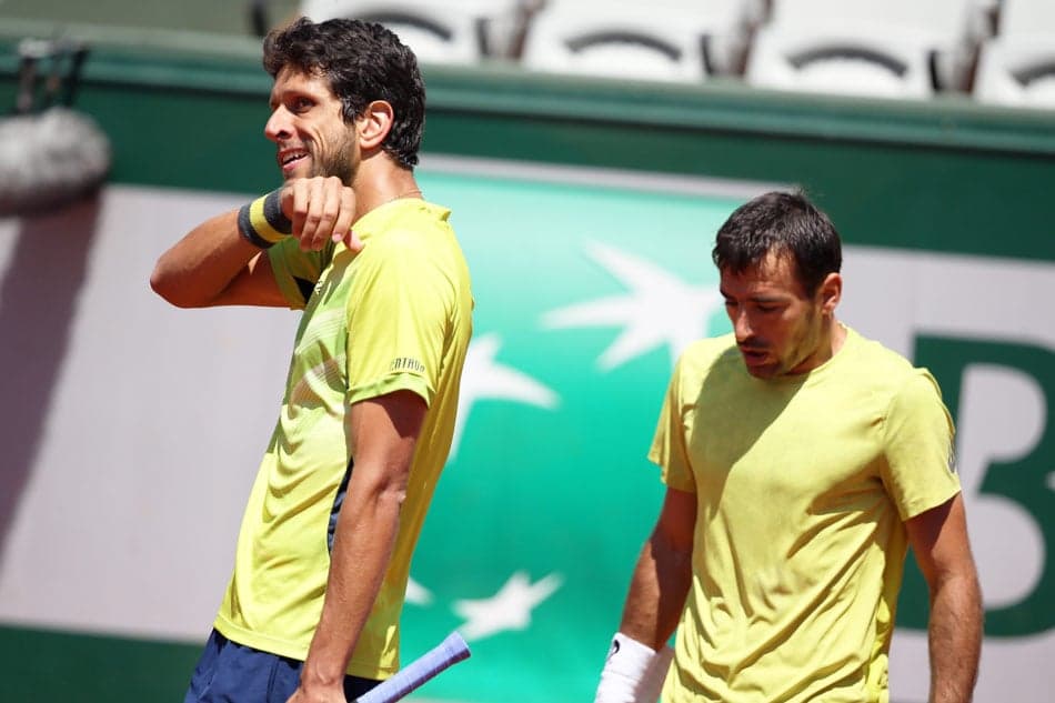 Parceiro de Melo comanda e croatas ficam perto de vaga